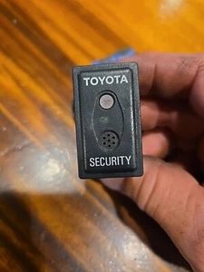 1998-04 Toyota 4Runner Tacoma Security Light Broken Window Sensor OEM P4671b0 - Picture 1 of 4