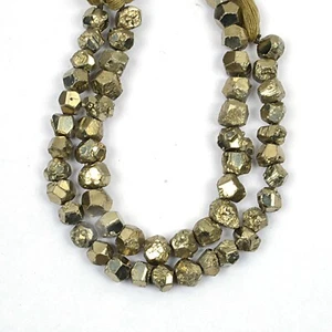 Pirite forma grezza perline forate pietra preziosa filo 8 pollici misura 7-10 mm BMC-1080 - Foto 1 di 5