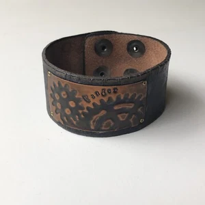 Handmade Custom Women’s Brown Leather Bracelet Cuff Wander" Metal Copper Plate - Picture 1 of 8