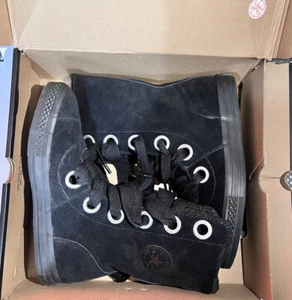 Converse Beverly Mid Calf Sneaker Boots Fleece Lined - Picture 1 of 4