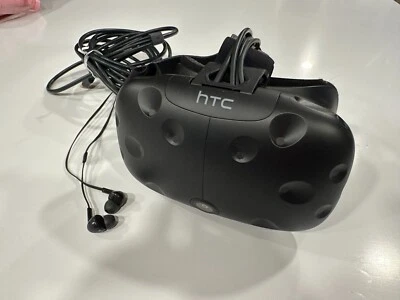 HTC Vive Virtual Reality Headset - Full Kit - Black (99HAHZ044-00) #23859 - Image 1 of 4