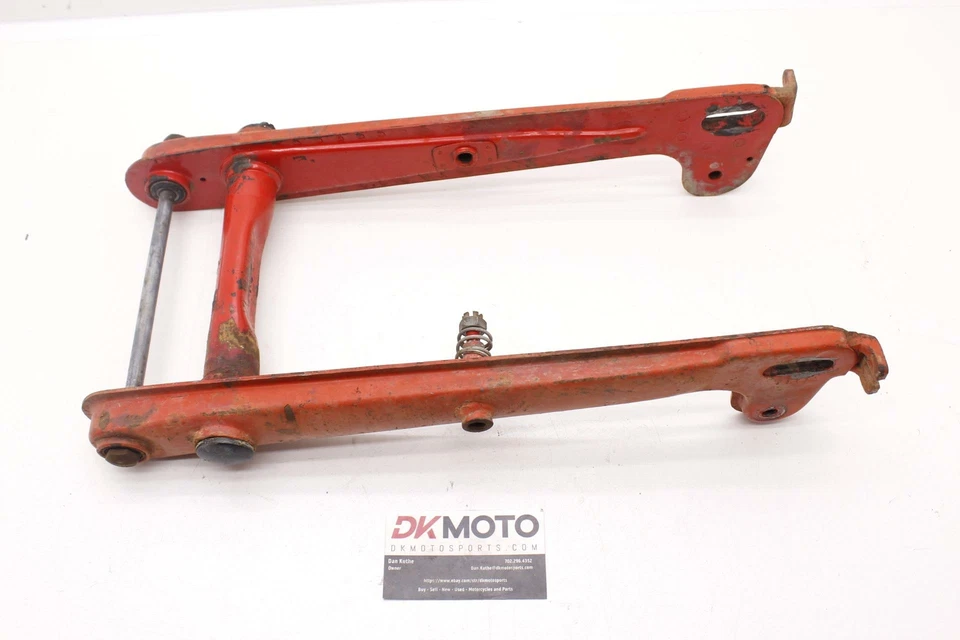 Honda CT200 1967 OEM basculante brazo oscilante suspensión R8 Foto 1 de 4