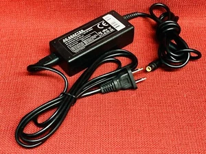 AC/DC Adapter 16V output for Information Technology Equipment-Laptop - Picture 1 of 5