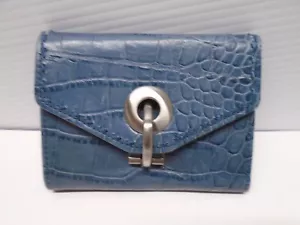Ann Taylor Leather Croc Embossed Wallet Blue w/Silver Tone Closure Minor Wear - Picture 1 of 7