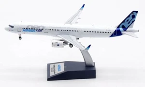 A321NEO AIRBUS INDUSTRIE REG: D-AVXA CON SOPORTE - AVIACIÓN 200 AV2042 1/200 - Imagen 1 de 12