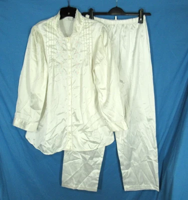 CONJUNTO DE PIJAMA CAMISA/PANTALÓN MISS ELAINE SATINADO Respaldo de Vellón AJUSTE DE ENCAJE Salón L Foto 1 de 4