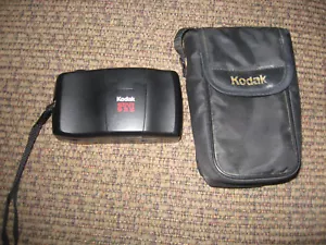 VINTAGE CAMERA -KODAK STAR 935 - AUTO FLASH - 35 mm CAMERA + CASE - NOT TESTED - Picture 1 of 4
