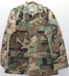 US Woodland Camouflage Coat nylon/cotton/carbon size Medium Regular M2795 - Picture 1 of 6