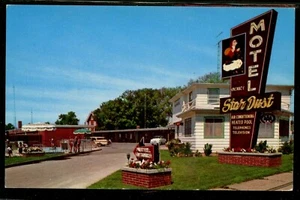 (3747)  1950 P/C SANDUSKY OH "THE STARDUST MOTEL"  UNUSED - Picture 1 of 2