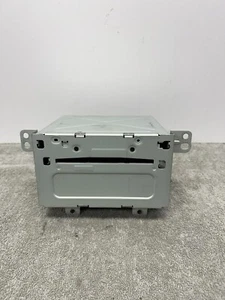 2012 Chevrolet Cruze Center Console Radio AM FM CD Radio Receiver OEM - Bild 1 von 5