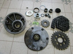 Vintage 71 72 73 ? Yamaha SL292 Snowmobile Chaincase Chain Gears Covers SL 292 - Picture 1 of 6