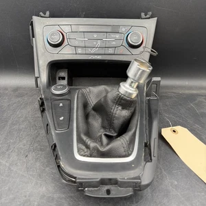 Panel de control climático interruptor bisel palanca de cambios consola Se adapta a: 15-18 FORD FOCUS ST - Imagen 1 de 7