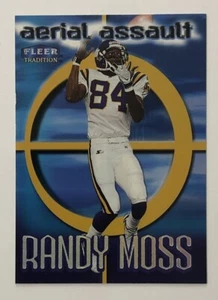 1999 Fleer Tradition #12 AA Randy Moss Aerial Assault - Picture 1 of 2