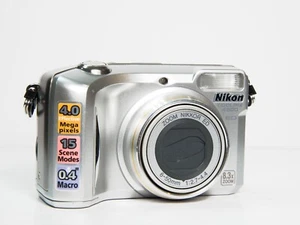 Nikon Coolpix 4800 ED 8.3x Zoom 4MP Digital Camera w/ Battery & Charger - Picture 1 of 4
