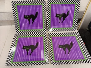 HALLOWEEN CAT 4 Plastic 10" X 10" Dinner Plates With Vibrant Colors New and MINT - Picture 1 of 3
