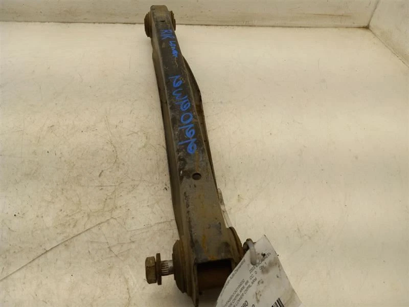 Brazo de control inferior trasero 00-10 CHEVROLET SUBURBAN 1500 15286145 Foto 1 de 4