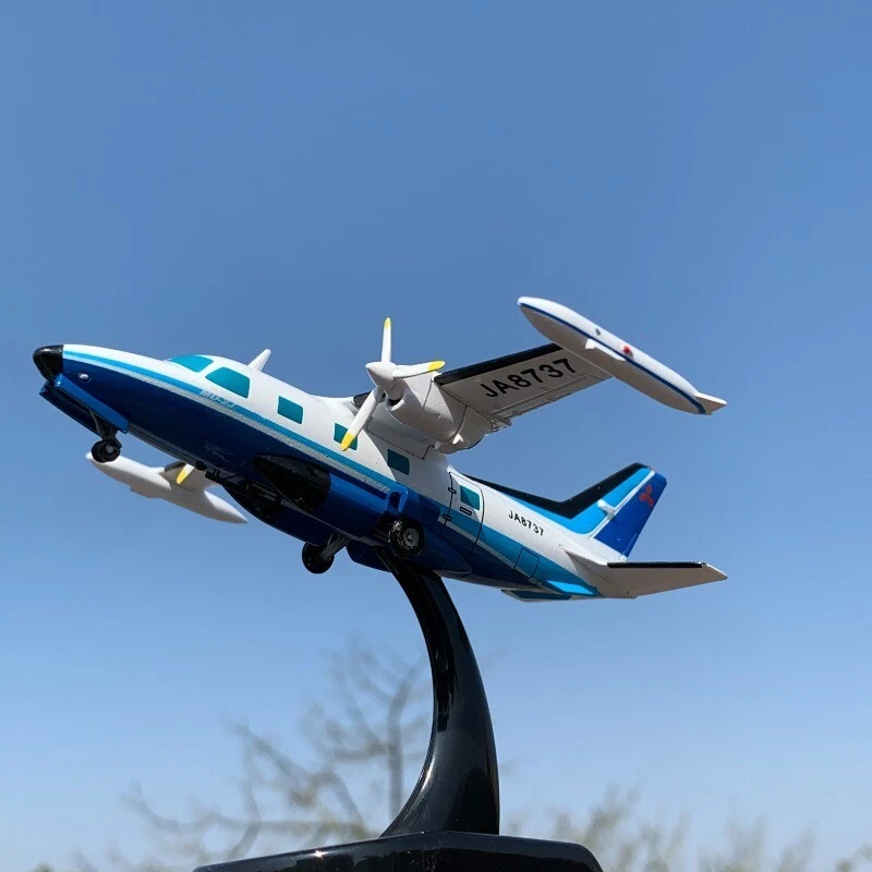 Modello Militare 1:100 Aereo Turboprop Giapponese Mitsubishi MU-2J da Collezione - Immagine 1 di 4