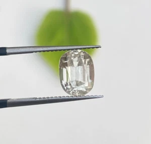 3.15 carat natural cut yellow topaz cushion shape loose gemstone from Pakistan. - Picture 1 of 5