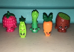 Shopkins Season 3 Retired Lot of 5 Fruits & Vegetables - Common & Rare - Bild 1 von 1