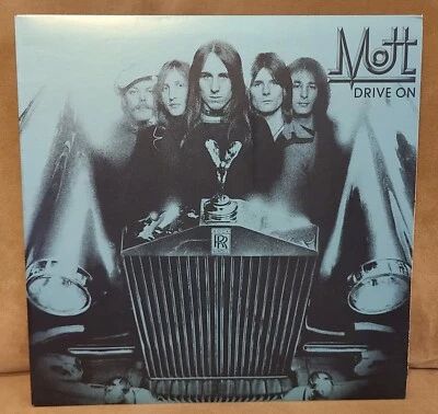 Mott The Hoople ~ Mott - Drive On ~ Original Inner Sleeve ~ 1975 ~ Like New - Image 1 of 4
