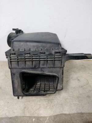 Оригинальный дизельный воздухоочиститель/боксер 2003–2007 Dodge Ram 2500 3500 5,9 л - Изображение 1 из 4