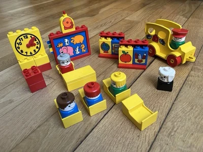 Lego Duplo 2645 - L'école - Salle de classe Maternelle - Photo 1/4