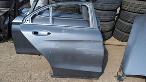 MERCEDES CLASE C PUERTA TRASERA DERECHA CONDUCTOR BERLINA DESNUDA *992* W205 (2014-2018) - Imagen 1 de 8