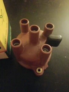 Daiichi DHC-25 Ignition Distributor Cap 22162-N8894 #1171 - Bild 1 von 1