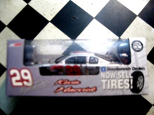 5376 RCCA 2002 HO 1/64 Kevin Harvick GM Goodwrench On A ROLL  (1/2304) - Picture 1 of 1