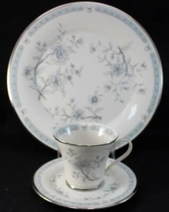 Gorham China PEONIES Dinner Plate + Cup and Saucer A+ CONDITION - Picture 1 of 7
