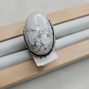 Verstellbarer Damenring weißer Howlith Naturstein Sterlingsilber vergoldet neu ohne Etikett - Bild 1 von 6