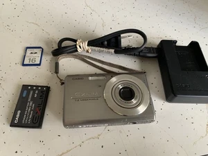 Casio Digital Camera Exilim EX-Z75 7.2MP Silver Tested w/ Charger & Battery - Picture 1 of 11