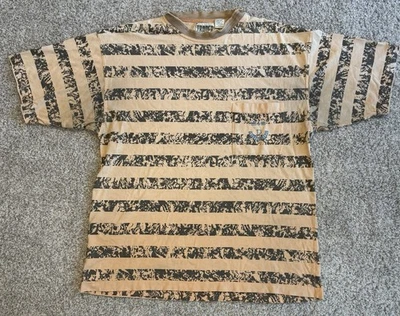 Vintage Trader Bay Men’s Peach And Black Crackle Print Striped T-Shirt | Medium - Image 1 of 4