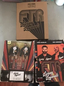 AEW Jazwares Vault FTR Ring of Honor confezione da 2 figure Cash Wheeler Dax Harwood 3000 - Foto 1 di 2