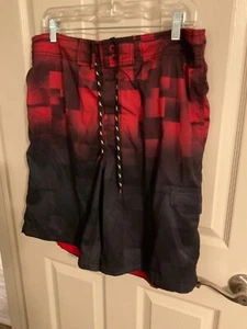 Speedo Badehose Herren Größe XL Netz gefüttert schwarz rot Seitentasche 10" Schrittlänge - Bild 1 von 4