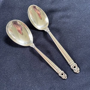 2 Vtg Estate Royal Danish STERLING Silver 8 1/2" Oval + 8" Round Serving Spoons - Picture 1 of 5