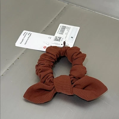 Lululemon Uplifting Scrunchie Bow – Ancient Copper brown 🧡 NWT - Image 1 of 2