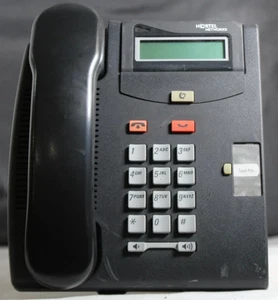 Nortel Network Norstar T7100 IP telefono da ufficio con portatile, senza supporto GARANZIA - Foto 1 di 1