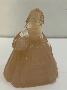 VTG Boyd Art Glass Elizabeth Figurine Pink - Picture 1 of 8