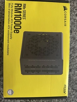 Fuente de alimentación totalmente modular Corsair RM1000e CP-9020264-NA 80 Plus Gold 1000W Foto 1 de 4