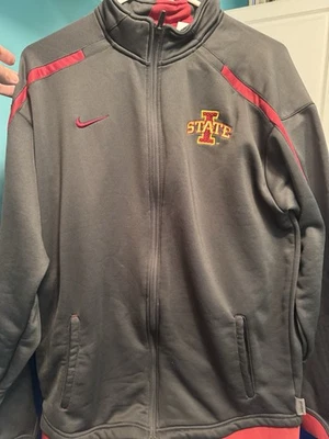 Chaqueta Nike Fit Seca Para Hombre Mediana Iowa State Gris Cremallera Completa Rendimiento Cuello Simulado Foto 1 de 4