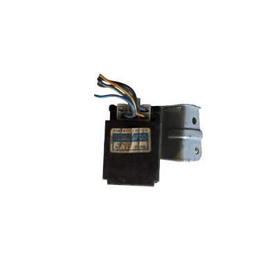 Nissan 300ZX Z31 injector Cooling Fan Timer Nissan Part # 28912 01P00 - Image 1 of 2