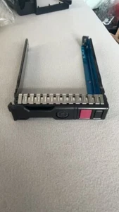 727695-001 Hot-Plug 2.5inch NVMe hard drive tray caddy for HP G10 Gen10 server - Picture 1 of 2