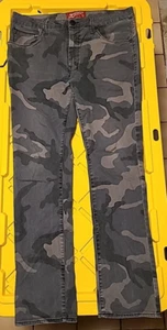 Arizona Jeans Co. 36x34 Mens Skinny Fit Dark Camouflage Denim Jeans *Read Info* - Picture 1 of 21