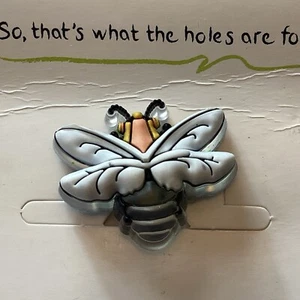 Firefly - Rare - AUTHENTIC JIBBITZ SHOE CHARM FIT CROCS HOLES - Picture 1 of 4