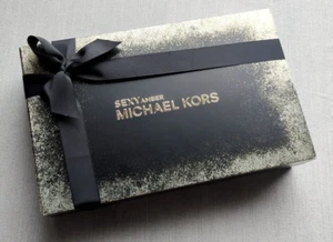 MICHAEL KORS SET SEXY AMBER EAU DE PARFUM 100ML +10ML +BODY LOTION +SHOWER GEL - Imagen 1 de 4