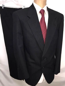 TRAJE DE HOMBRE HART SCHAFFNER MARX GRIS CARBÓN TALLA 40PT PORTLY W 38 X L 29,75 GRIS - Imagen 1 de 12