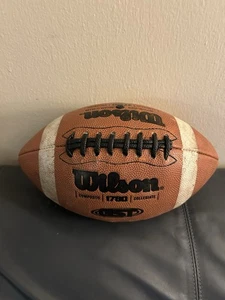 Fútbol compuesto oficial Wilson Collegiate 1780 GST - Imagen 1 de 13
