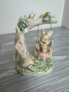1993 Albert E Price Tales of Bunny Hollow Ceramic Young Bunny on a Tree Swing - Picture 1 of 11
