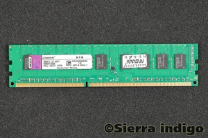 Kingston KVR1333D3E9S/2GI 2GB PC3-1600 ECC Server Memory RAM - Picture 1 of 1